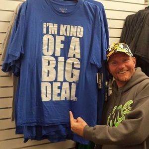 Meet your Posher, Dennis